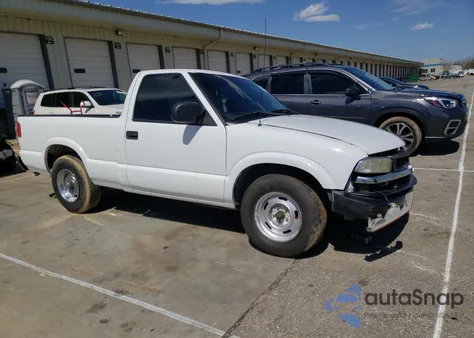 2003 Chevrolet S Truck S10 from USA, damaged, VIN 1GCCS14X838265534